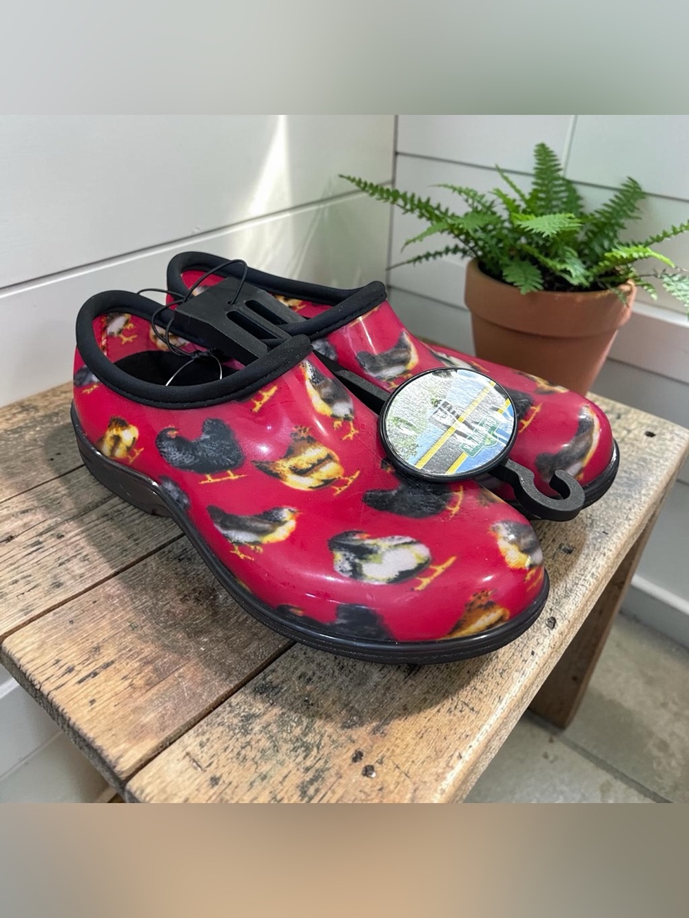 Sloggers Chicken Print Waterproof Garden Shoes Red Size 8 NWT